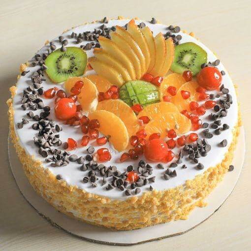 fruit-and-nut-cake-plaza