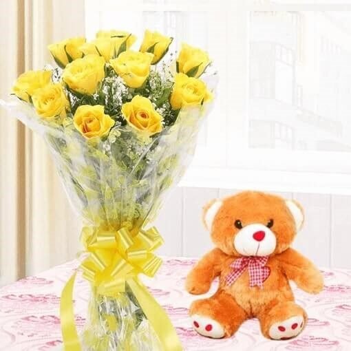 Yellow Roses With Teddy