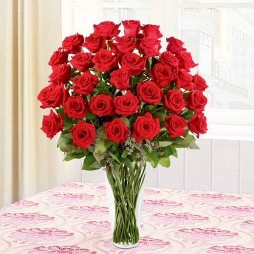 Red Roses Vase 30 Flowers